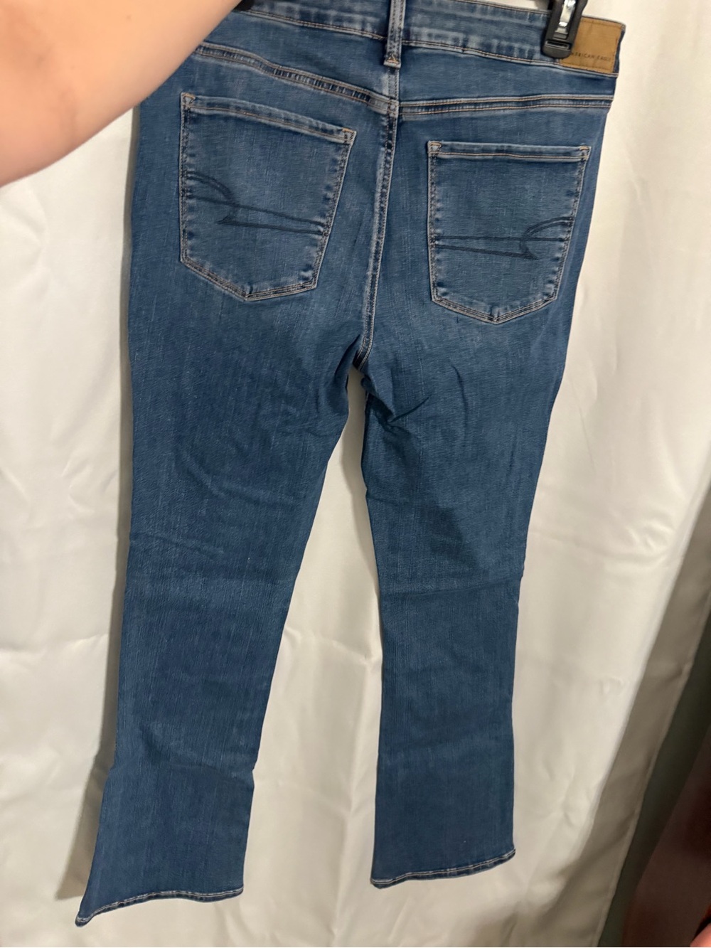 Women’s American Eagle High-Rise Skinny Kick Jeans - Picture 2 of 4